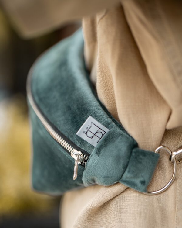 Moderne Bauchtasche, Einzelstück, Samt