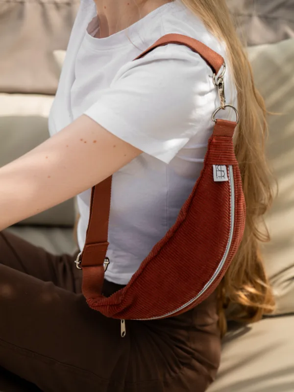 Bauchtasche Cord Rostrot – Bild 7