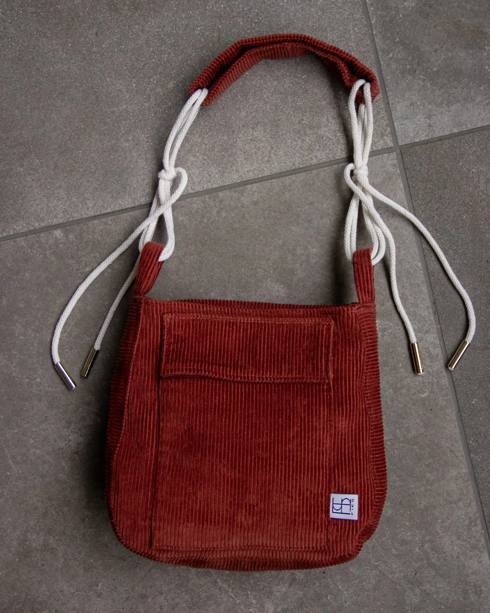 Cord Umhängetasche Rostrot – Bild 2